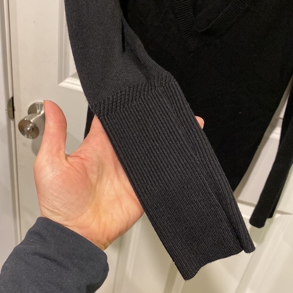 Lululemon Cashlu Unity Drop Back Sweater EUC - Picture 7 of 14